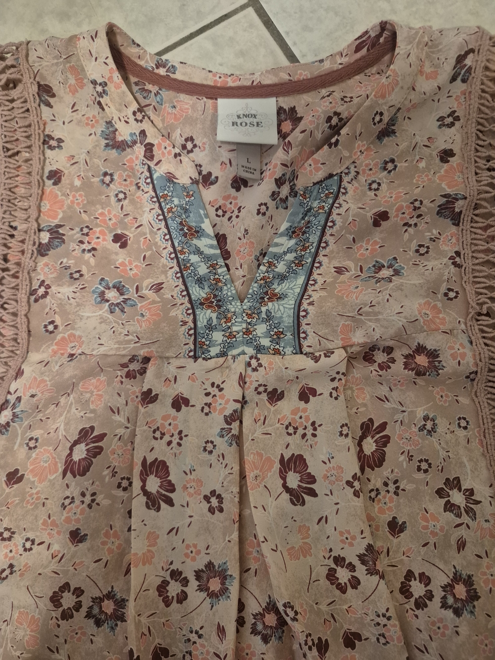 Knox Rose Blush Pink Floral Border Tunic with Navy Trim - Picture 2 of 5